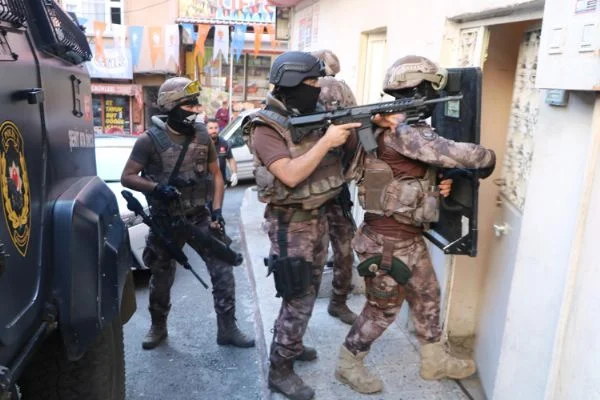 Gaziantep'te suç örgütü ve uyuşturucu operasyonu