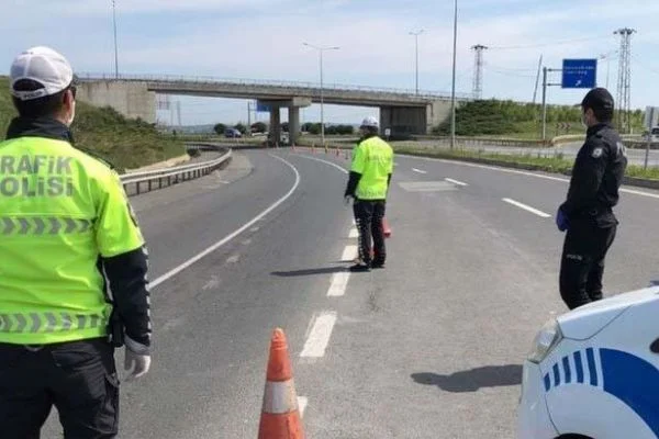 Hangi illere giriş çıkış yasağı var?