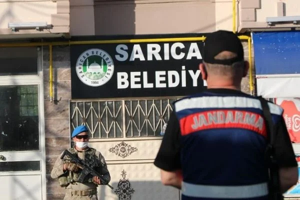 HDP'li Bekir Polat, görevden uzaklaştırıldı