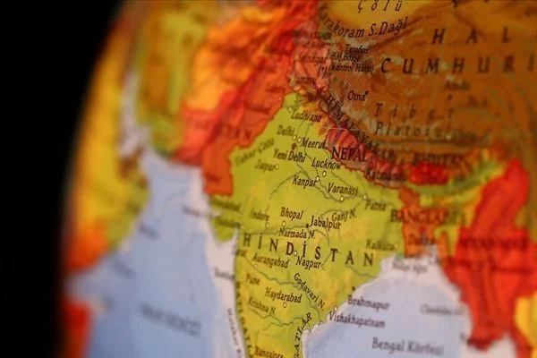 Hindistan ve Çin sınır anlaşmazlığını barışçıl müzakereyle çözecek