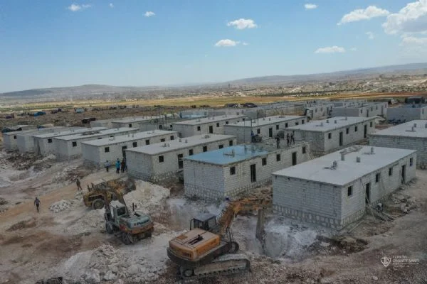 İçişleri Bakanı Soylu'dan TDV'nin "İyilik Konutları"na destek