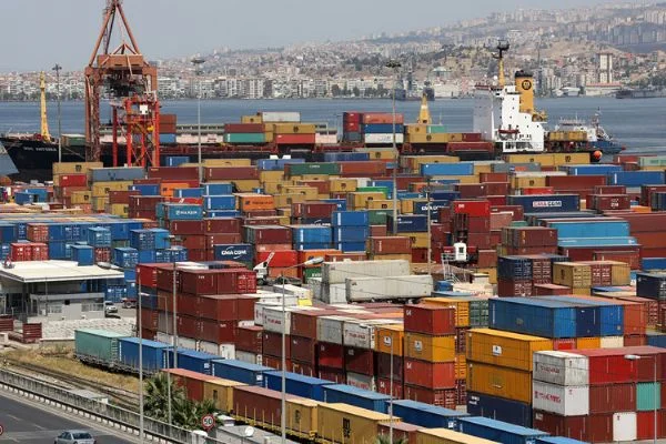 İhracat 3 ayın ardından yeniden yükselişte
