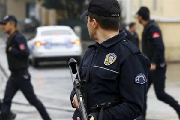 İstanbul'da 703 emniyet mensubunda koronavirüs (Covid-19) vakası tespit edildi