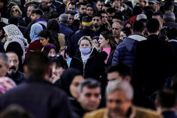 ''İstanbul'daki her 100 kişiden 1'inde koronavirüs var''