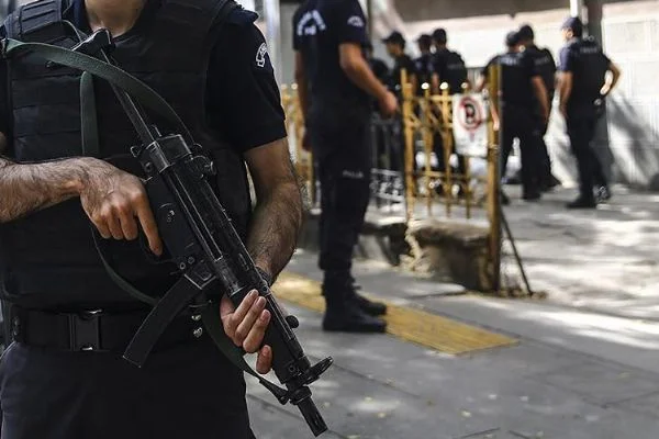 İzmir'de DHKP/C operasyonu: Örgütün 'kasası' M.S.D yakalandı