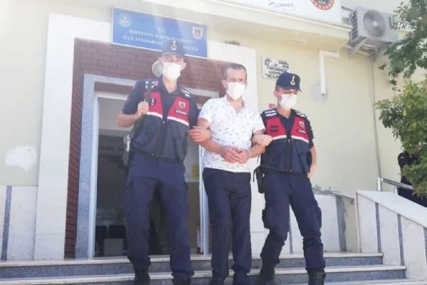 Kendini savcı olarak tanıttığı çiftin 270 bin lirasını alan şüpheli yakalandı