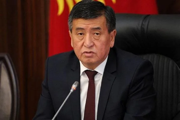 Kırgızistan Cumhurbaşkanı Ceenbekov, yeni hükümeti onayladı