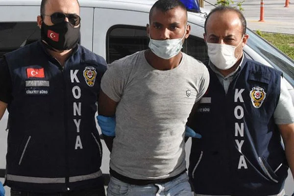 Konya'da korkunç olay:Eve alınmayınca halasını başından vurdu!