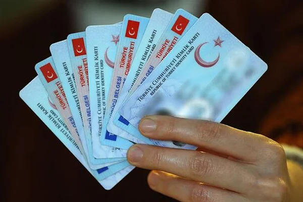 PTT ATM'lerinden çipli TC kimlik kartıyla çekim imkanı