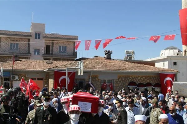 Şehit Piyade Uzman Çavuş Mağat son yolculuğuna uğurlandı