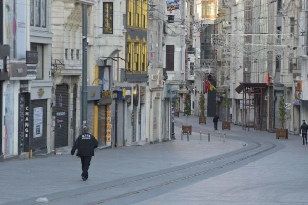 Sokağa çıkma yasağı olan günlerde nereler açık olacak?