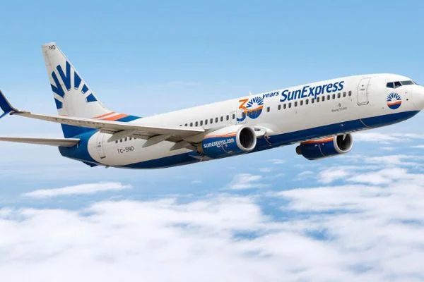 SunExpress dış hat uçuşlarına başladı