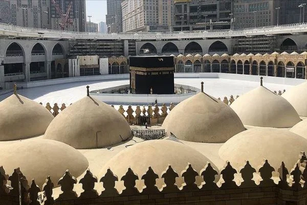 Suudi Arabistan bu yıl yurt dışından hacı adayı kabul etmeyecek
