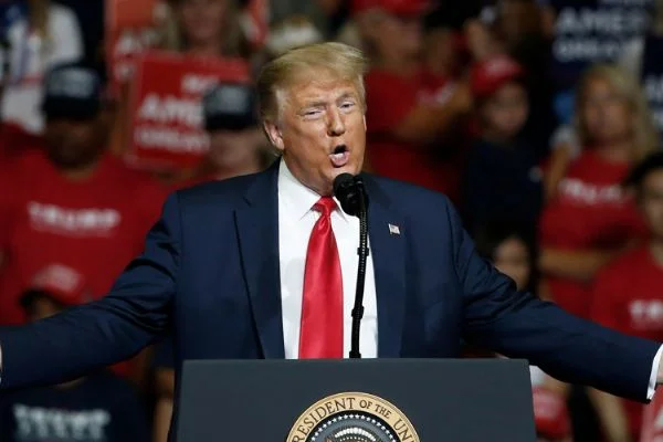 Trump'ın koronavirüs gafına Beyaz Saray'dan açıklama: Şaka yaptı