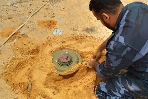 Türk askeri, Libya'daki mayınları temizlemeye başladı