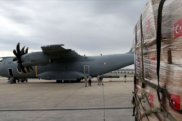 Türkiye'den Afganistan ve Gine'ye tıbbi malzeme yardımı