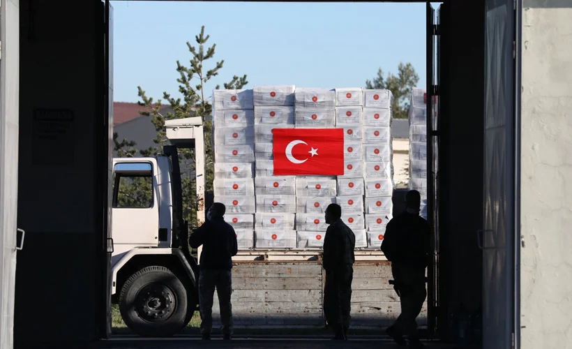 Türkiye'den bir ülkeye daha koronavirüs yardımı