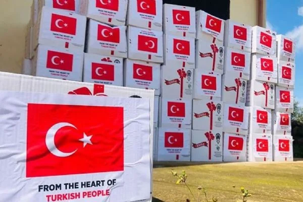 Türkiye'den Kovid-19 sürecinde Andorra'ya tıbbi malzeme yardımı