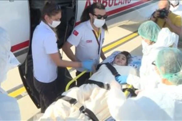 Türkmenistan'dan ambulans uçakla yurda getirildi