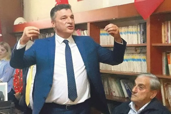 Yargıtay kararı onadı, CHP'li Sarı'nın başkanlığı düşürüldü