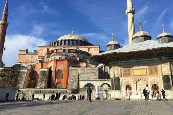 YİK toplantısında Erdoğan'a öneri: Ayasofya'da ilk namaz 15 Temmuz'da kılınsın