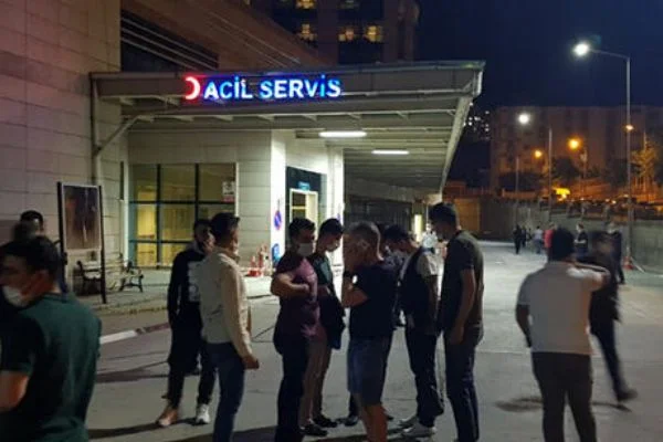 Zırhlı araç devrildi, 2 şehidimiz var!