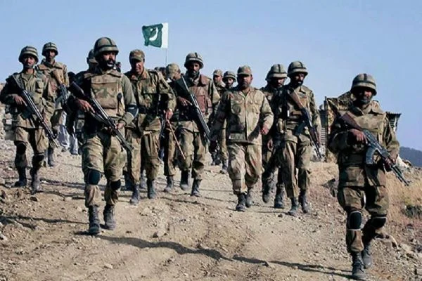 20 bin Pakistan askeri harekete geçti! Çin-Hindistan geriliminin ortasında kritik gelişme