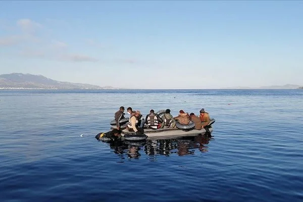AB Yunanistan'dan sığınmacıların 'geri itildiği' iddialarını araştırmasını istedi