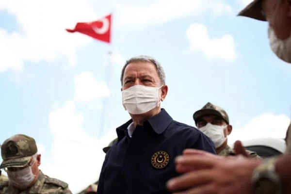 Bakan Akar'dan Fransa açıklaması: Konuyu kapatmalarına izin vermeyeceğiz