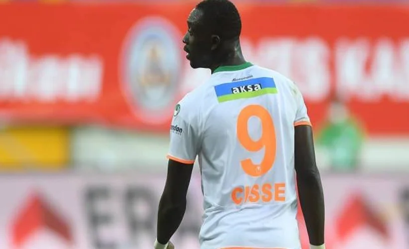 Beşiktaş, Cisse'yi kıskaca aldı
