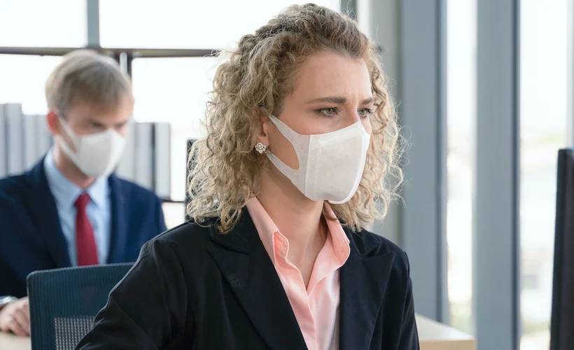 Bilim insanları uyardı: Klimalı ofislerde maske takılmalı