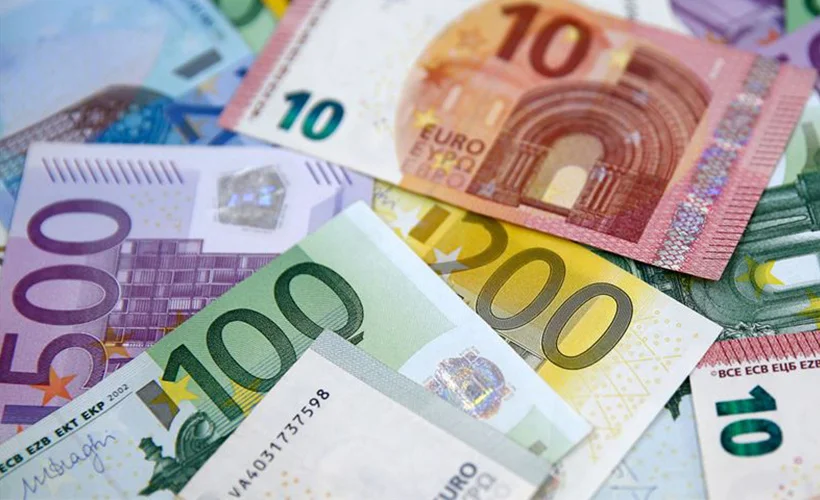 Bulgaristan ve Hırvatistan'dan avroya geçiş adımı