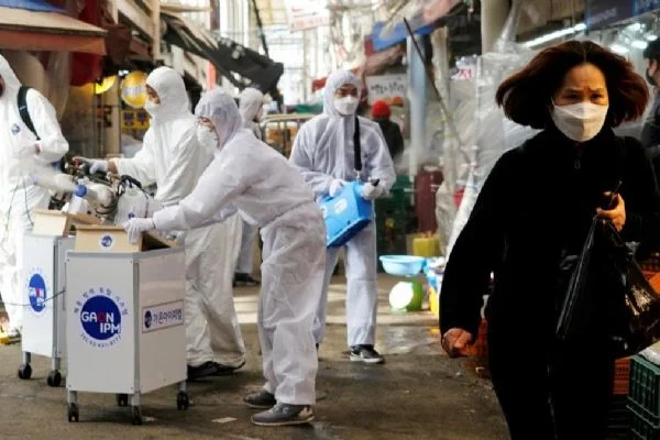 Çin'de 34, Güney Kore'de 113 yeni koronavirüs vakası tespit edildi