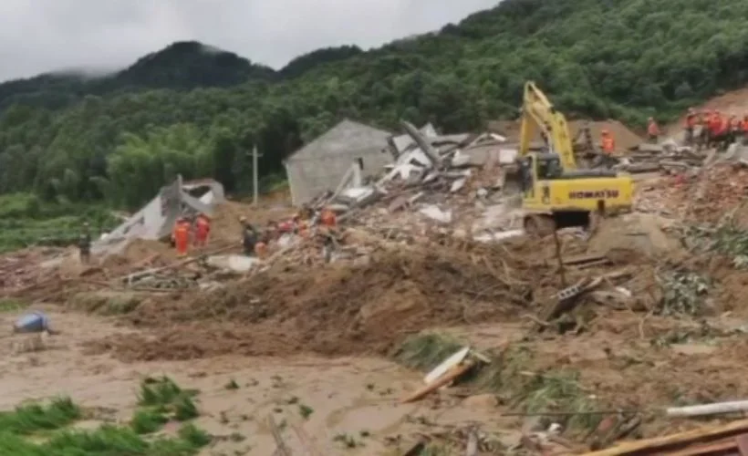 Çin'de heyelan sonucu 9 kişi kayboldu