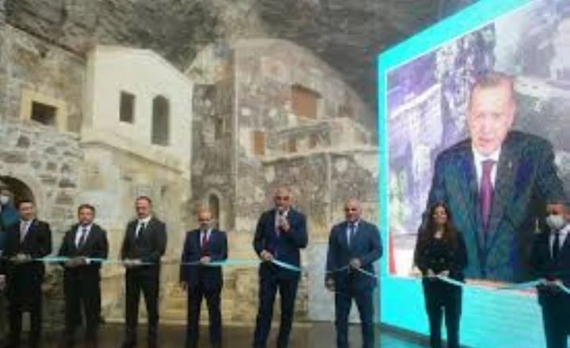 Cumhurbaşkanı Erdoğan, Sümela Manastırı 2. Etap Açılış Töreni ve Trabzon Ayasofya Camii Restorasyon Sonrası Açılış Töreni'ne video konferansla katıldı