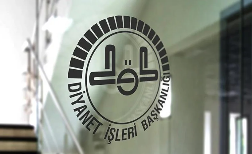 Diyanet'ten hac açıklaması: Gitmekten vazgeçenlerin ücretleri geri ödenecek