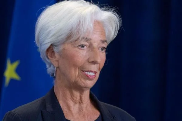 ECB Başkanı Lagarde: Küresel ekonomide toparlanma inişli çıkışlı olabilir