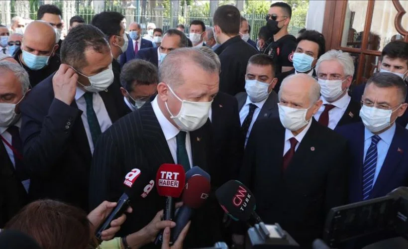 Erdoğan ve Bahçeli Fatih Sultan Mehmet Han'ın türbesini ziyaret etti