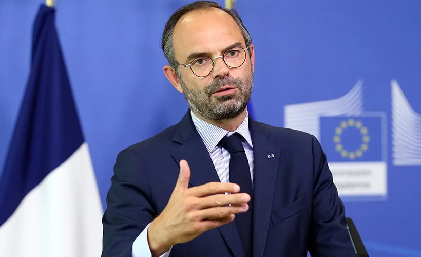 Fransa Başbakanı Philippe, görevinden istifa etti