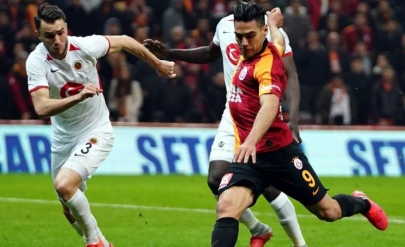 Galatasaray'da golcü Falcao, Ankaragücü deplasmanında kadroda yok