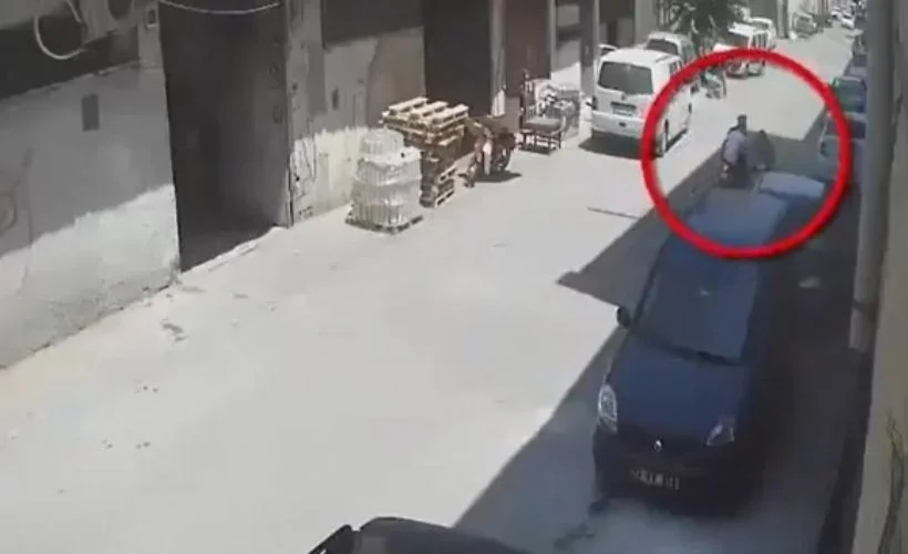 Gaziantep'te bir vatandaş cep telefonu ile konuşurken cep telefonunu çaldılar