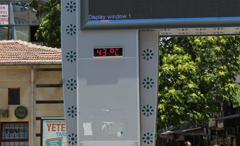 Gaziantep'te termometre 43 dereceyi gösterdi! Sıcaktan bunalan vatandaşlar deniz istedi