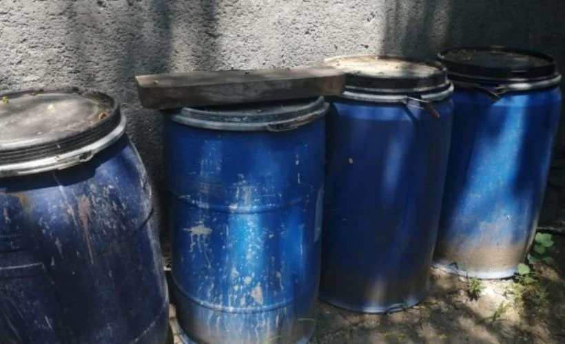 Hatay'da 2 bin 660 litre kaçak içki bulunduranlar yakalandı