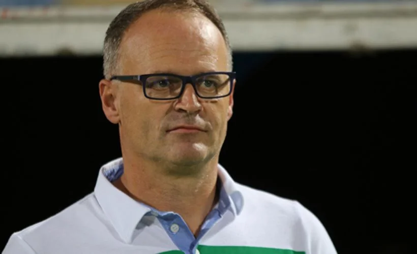 İrfan Buz Bursaspor ile yollarını ayırdı