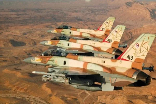 İsrail savaş ve keşif uçakları Lübnan hava sahasını ihlal etmeye devam ediyor