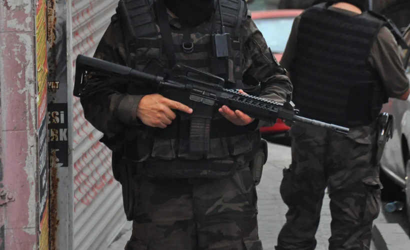 İstanbul'da IŞİD operasyonu: 27 gözaltı