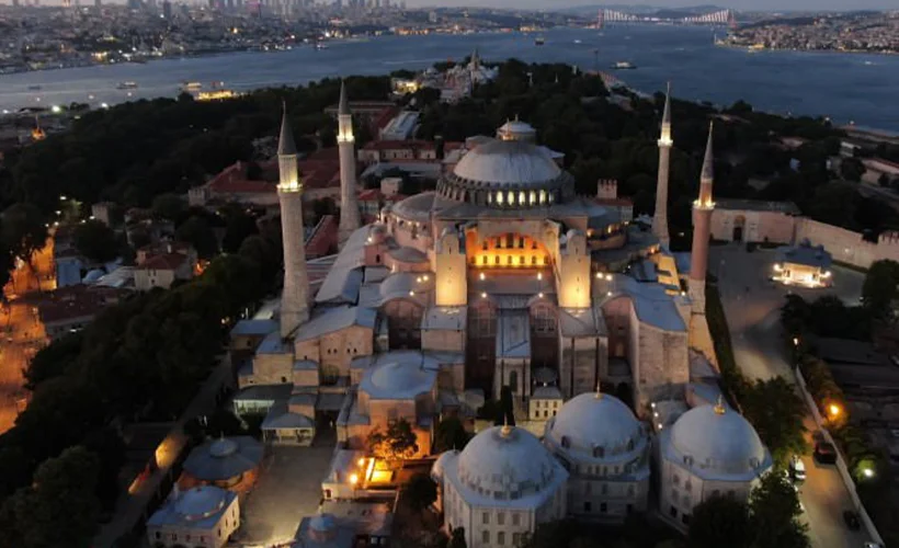 İstanbul Valisi Yerlikaya'dan 'Ayasofya Camii' teşekkürü