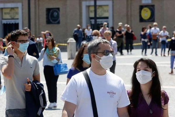 İtalya'da Kovid-19'dan ölenlerin sayısı 35 bin 129'a yükseldi