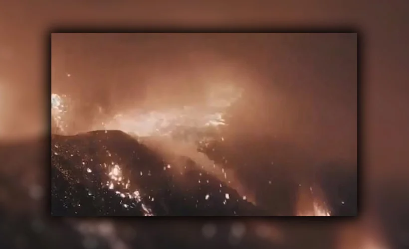 İtalya'da Stromboli Yanardağı patladı