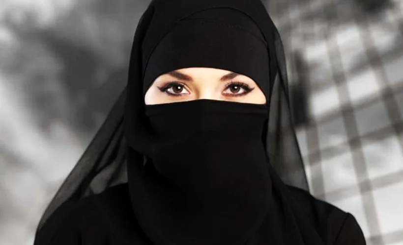 Kanada'da peçe takan kadınlara maske muafiyeti